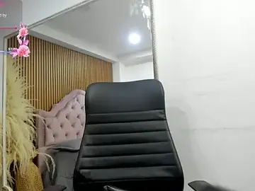 ChannelWhitee_  live sex cam