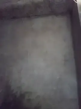 Tieuvy122  live sex cam