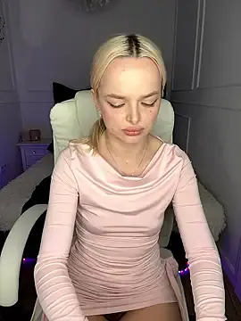 Miss_blondiee  live sex cam