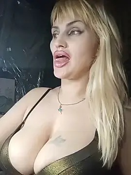 Freya_Milf  live sex cam