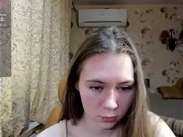 MadeleineWiliams  live sex cam