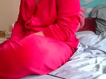 RealLittleRedRidingHood  live sex cam