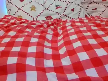 RealLittleRedRidingHood  live sex cam