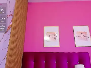 Skinnyindiansluttt  live sex cam