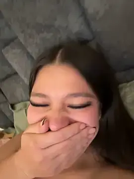 Alyshanon18  live sex cam