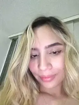 Bebitafiu  live sex cam