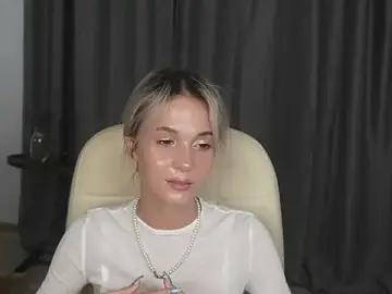 BrunaRodeman  live sex cam