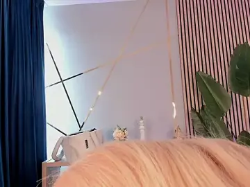 CurvyyVanessa  live sex cam