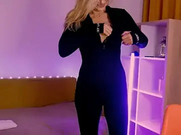 ZoeGrant  live sex cam