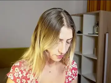 ZoeGrant  live sex cam