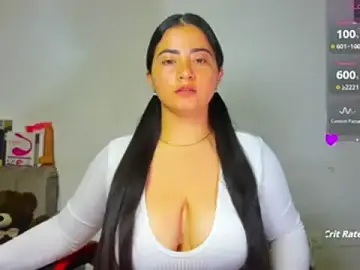 Eva_squirt_anal  live sex cam