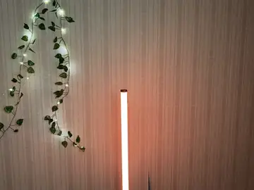 Faithlesskristen  live sex cam