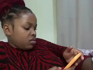 Queen-sasha  live sex cam