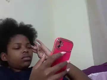 Queen-sasha  live sex cam