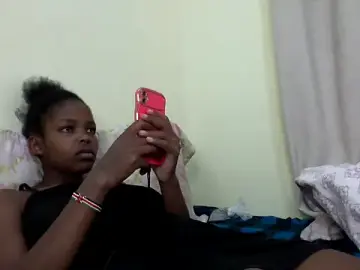 Queen-sasha  live sex cam