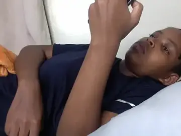Queen-sasha  live sex cam