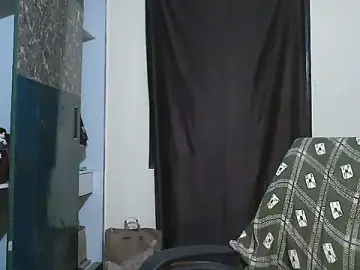 Ur_sassypriya  live sex cam