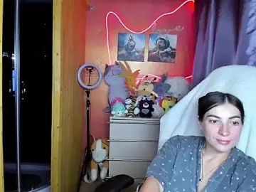 Fiery_Brunette_  live sex cam