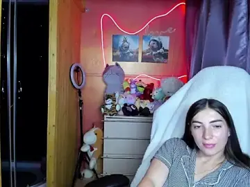 Fiery_Brunette_  live sex cam