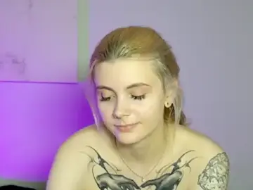 HarpyWitch  live sex cam