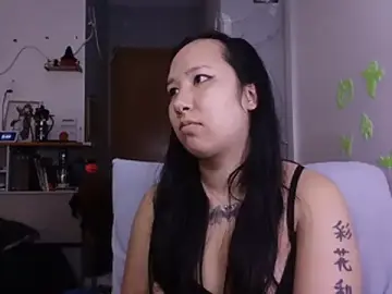Japabaixinha  live sex cam