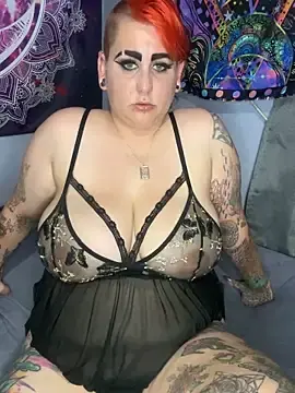 MistressMisfit  live sex cam