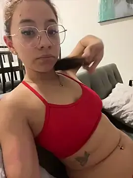 Nanuchis  live sex cam