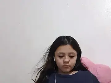 SteffanieHearson  live sex cam