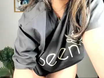 Suku_love2  live sex cam