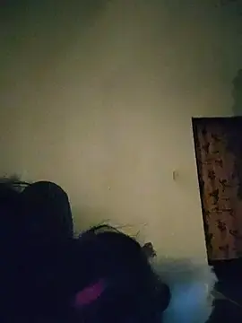 Avispit  live sex cam