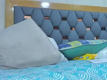 Juliette_pretty_  live sex cam