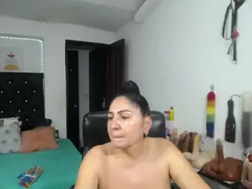 Mature_bigboobs10  live sex cam