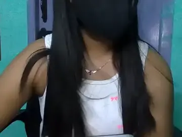 Readwinekavi  live sex cam