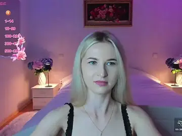Julie_Blaze  live sex cam