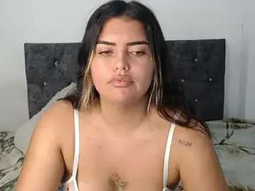 Sweetkitty_16  live sex cam