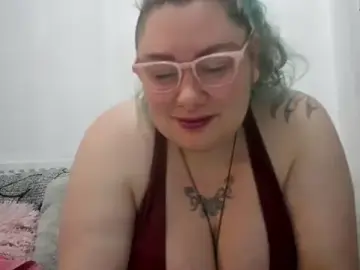 Bustycurves  live sex cam