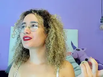 Charlotte11-11  live sex cam