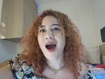 Charlotte11-11  live sex cam