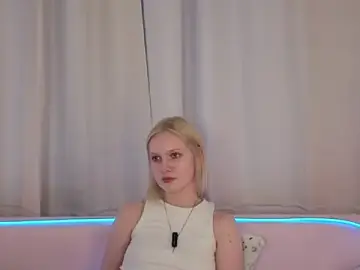 ChelsieAranas  live sex cam