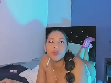 Hollys_weett  live sex cam