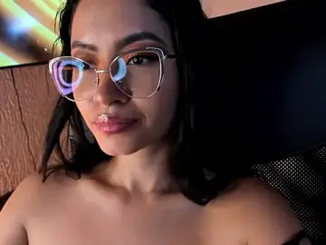 PaulinaBelushi  live sex cam