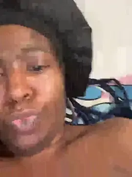 Phatphat12  live sex cam
