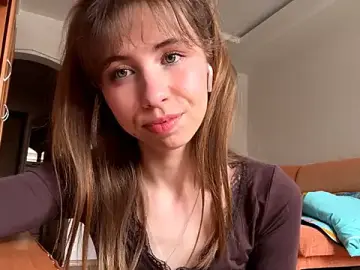 SerenaHawthorne  live sex cam