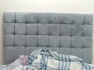 SlimGoodieexx  live sex cam