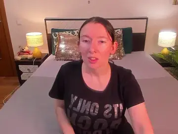 CatherineWalls  live sex cam