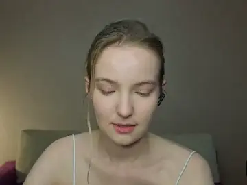 HongTomczak  live sex cam