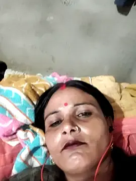 Hotruvi  live sex cam
