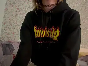 LenaRizzuti  live sex cam