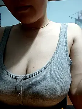 Marui-1  live sex cam