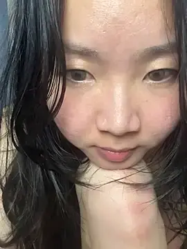 Queen-TT  live sex cam